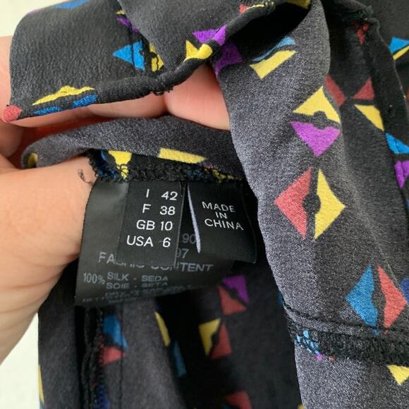 Derek Lam Geometric Black Cuneiform Top Blouse 6 - Picture 4 of 10